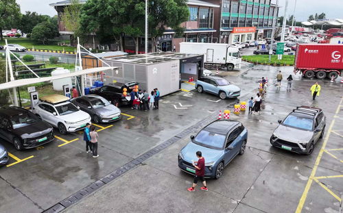 國慶假期新能源汽車出行保障再升級,加增輪胎檢測 提神食品補(bǔ)給等服務(wù)