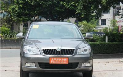 個(gè)人,代駕,陪駕,機(jī)場(chǎng)接送。-上海長(zhǎng)寧區(qū)天山路租車行